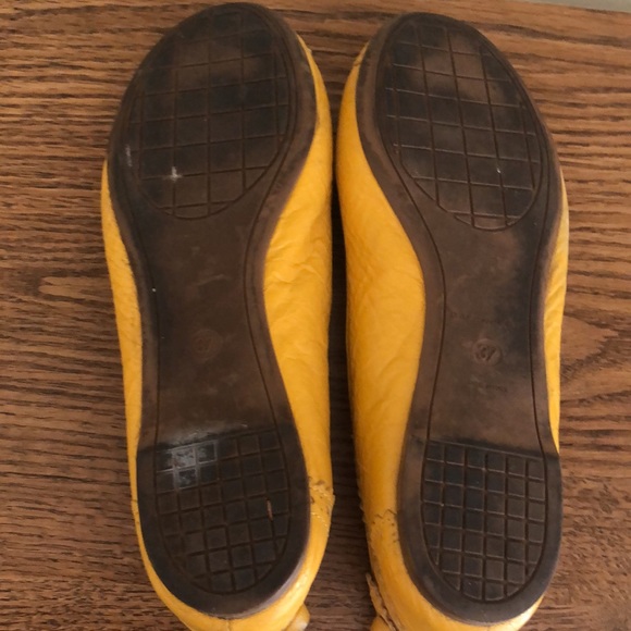 Balenciaga Yellow Flats EU 37 - Picture 15 of 17